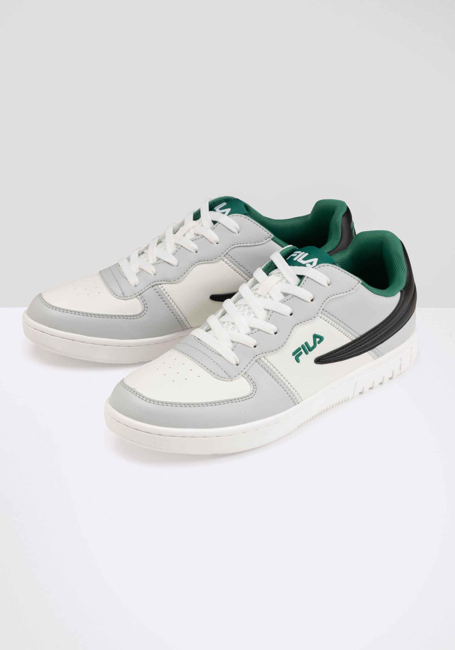 Noclaf Mens Trainer - 42