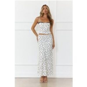 Summer Twilight Polka Dot Set Cream